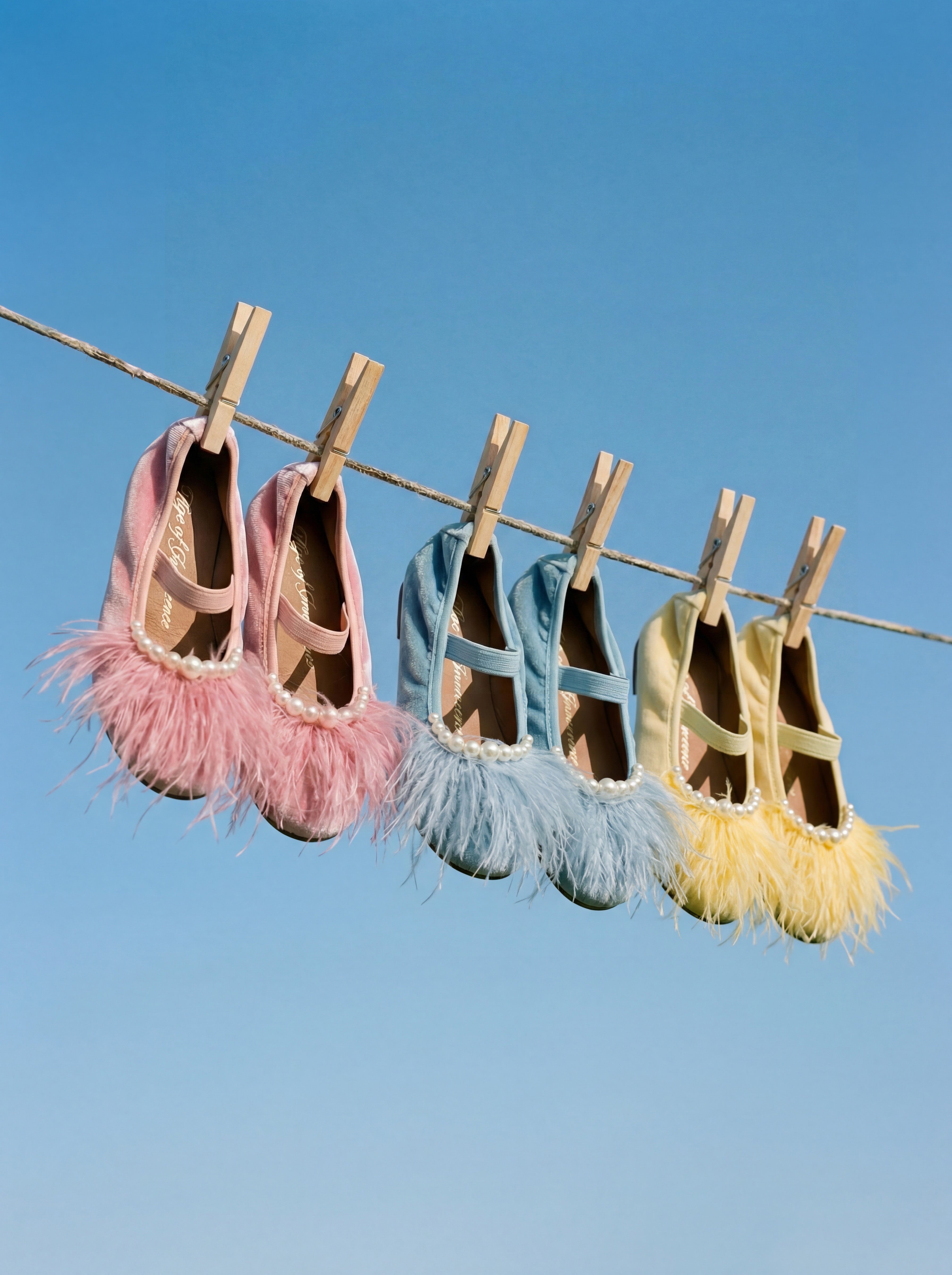 Blanche Yellow Flats