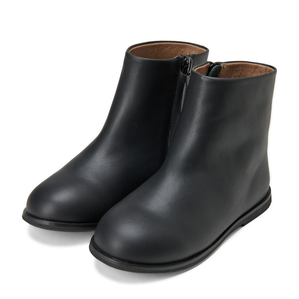 Arden Black Boots