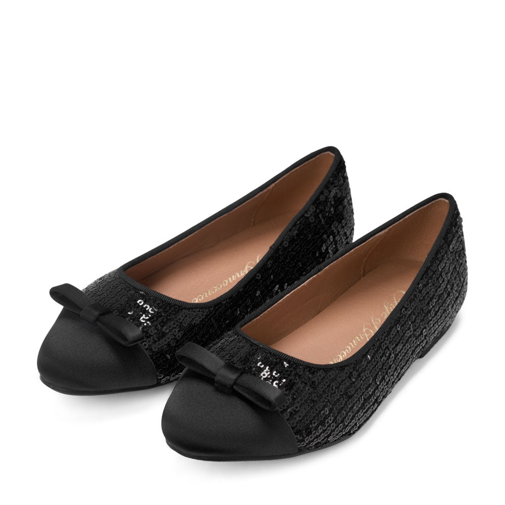 Angelina Black/Black Flats