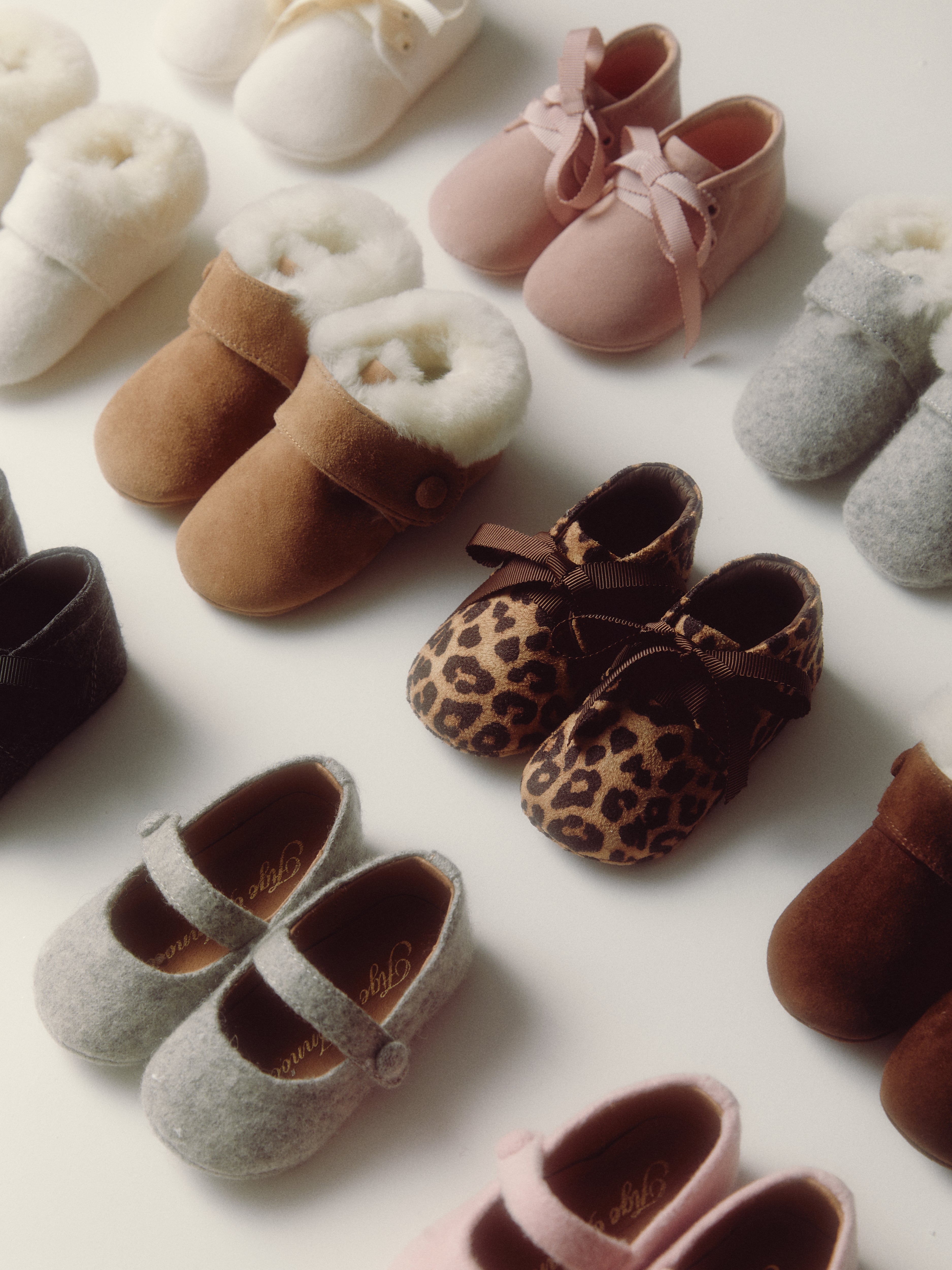 MiniMuni Beige Prewalkers