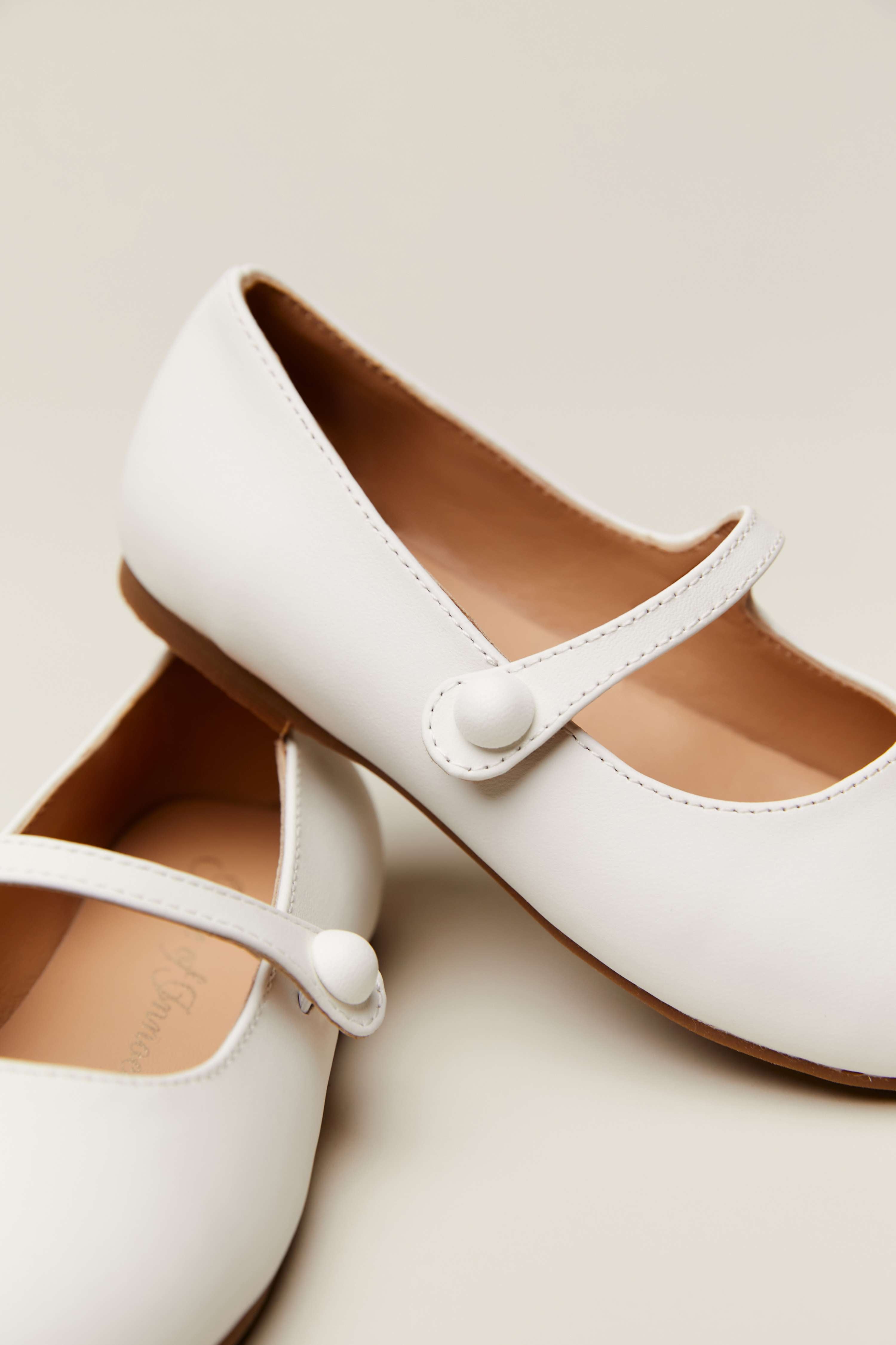 Elin Leather White Shoes
