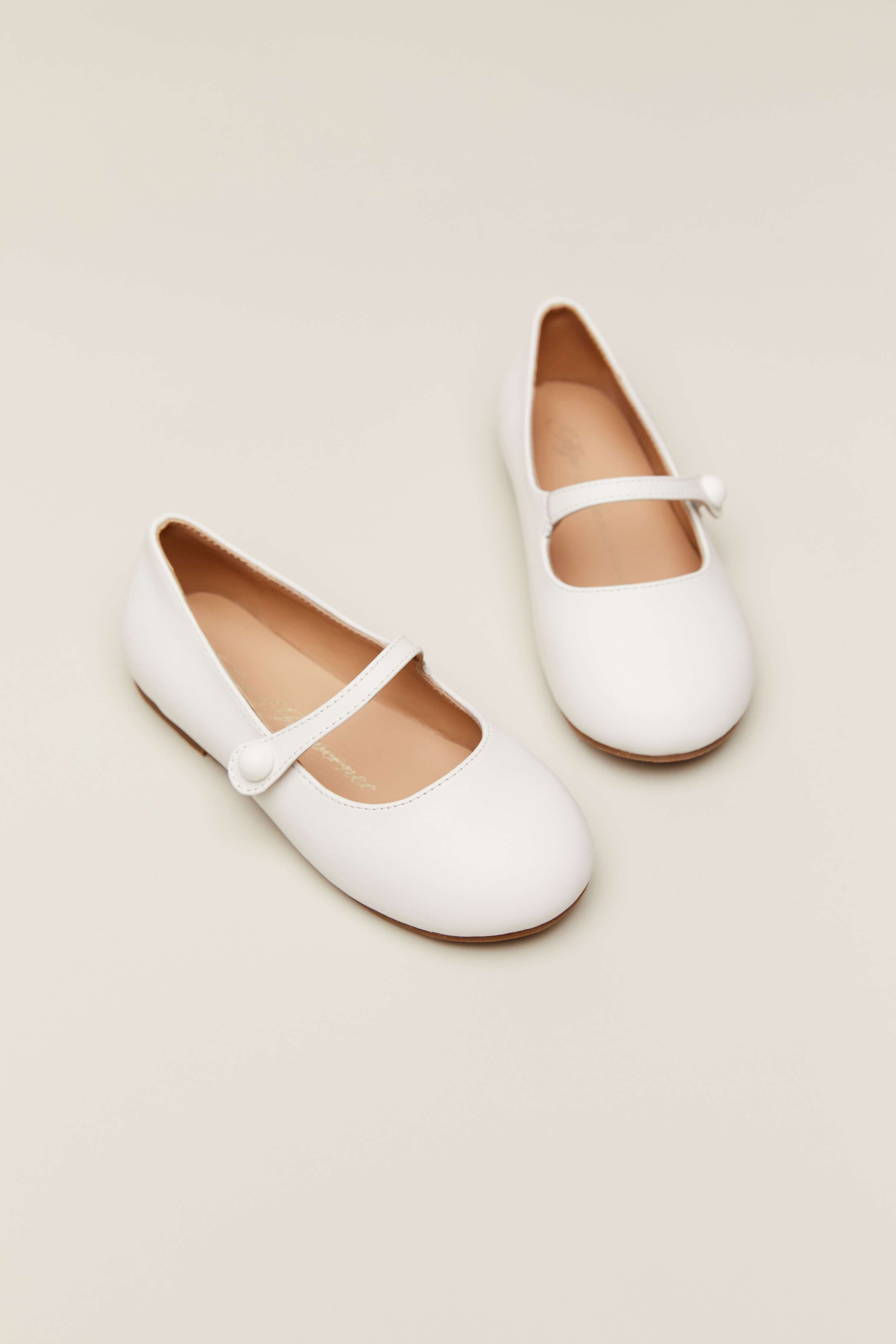 Elin Leather White Shoes