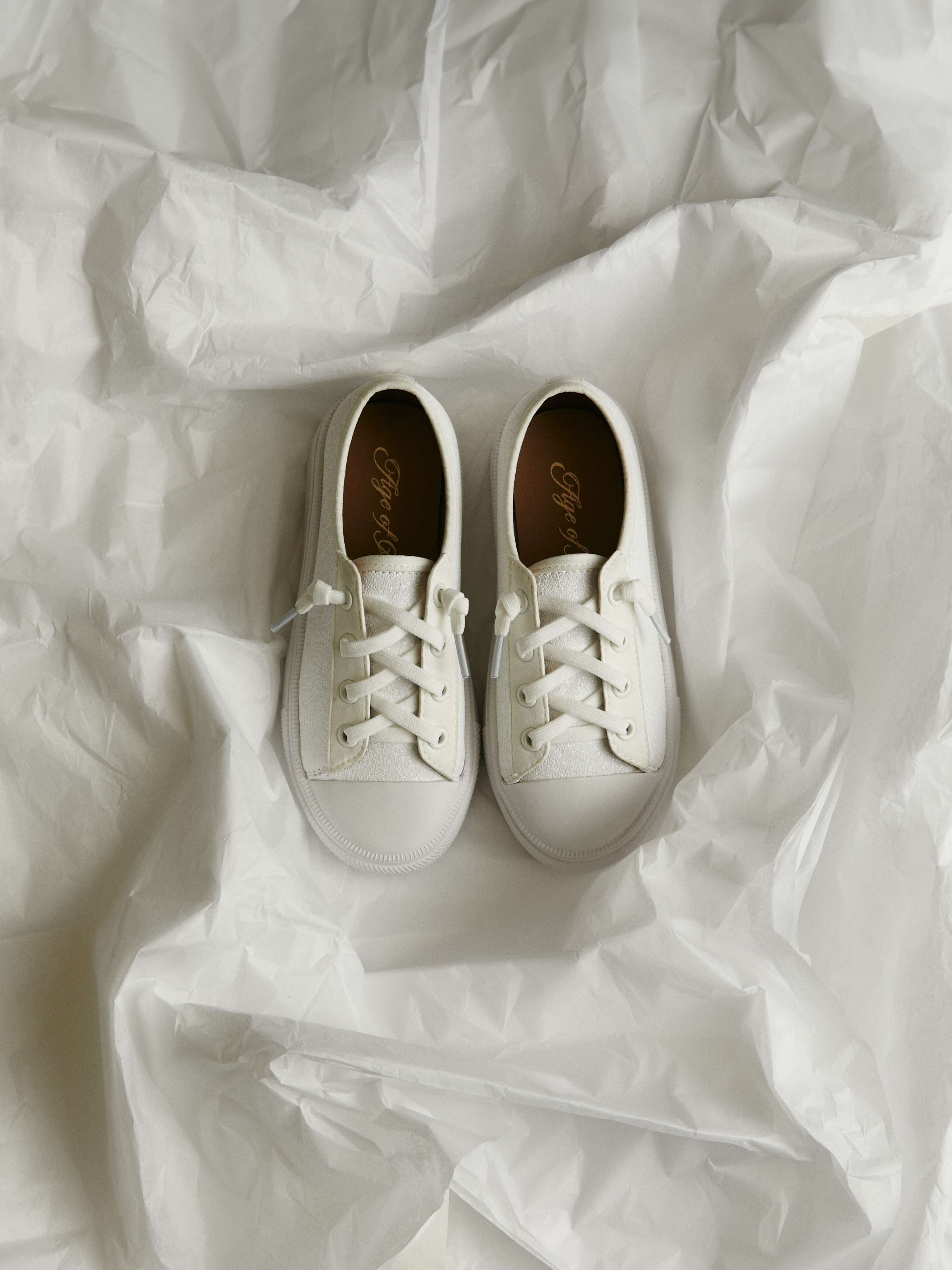 Mabel White Sneakers