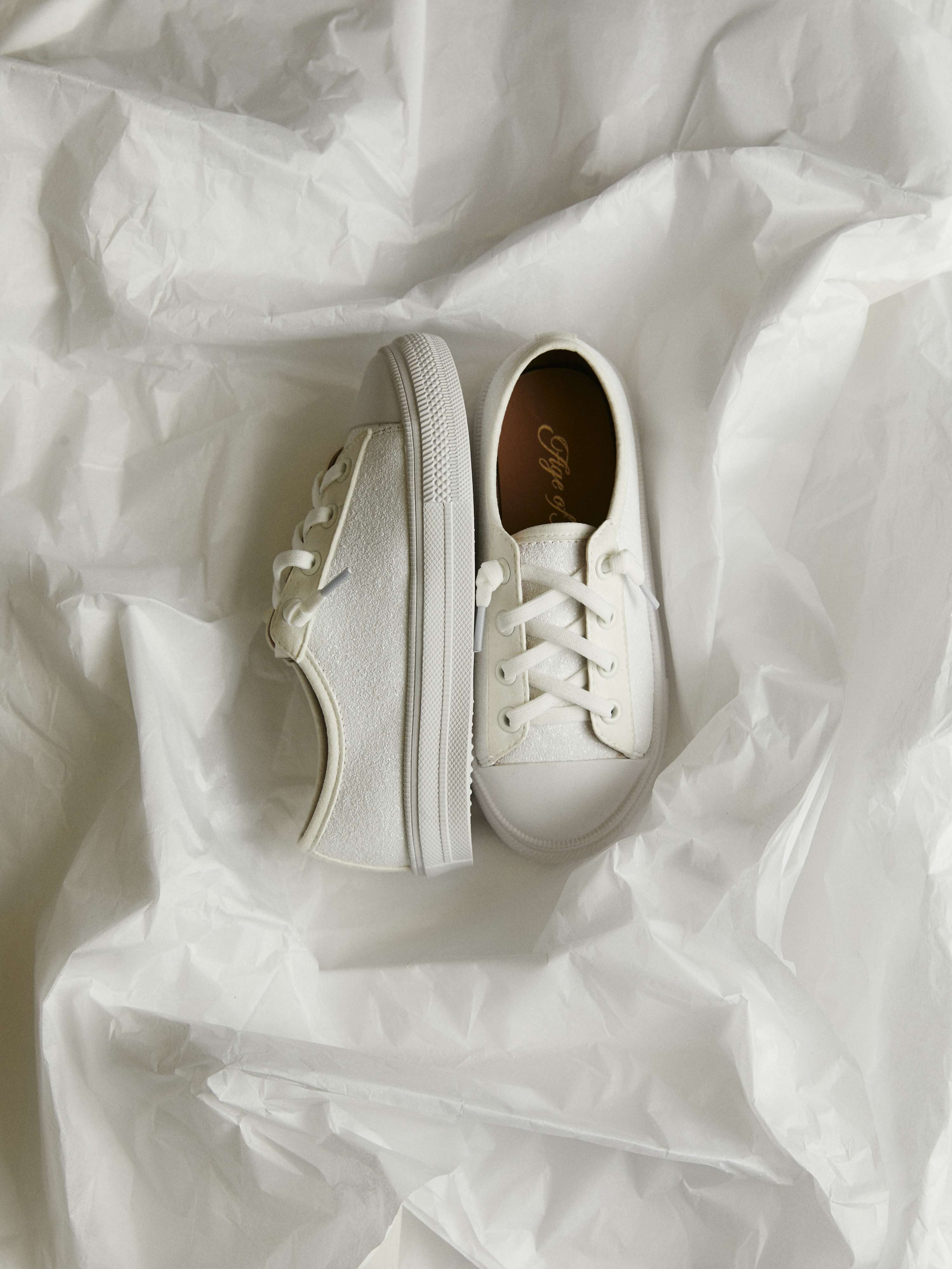 Mabel White Sneakers