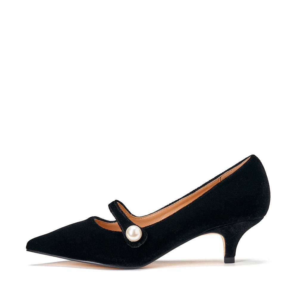 Gilda Black Shoes by Age of Innocence