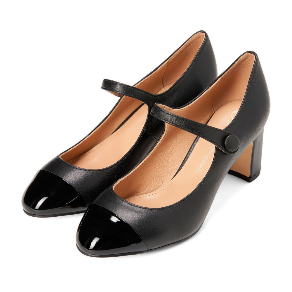 Gemma 3.0 Black/Black Shoes